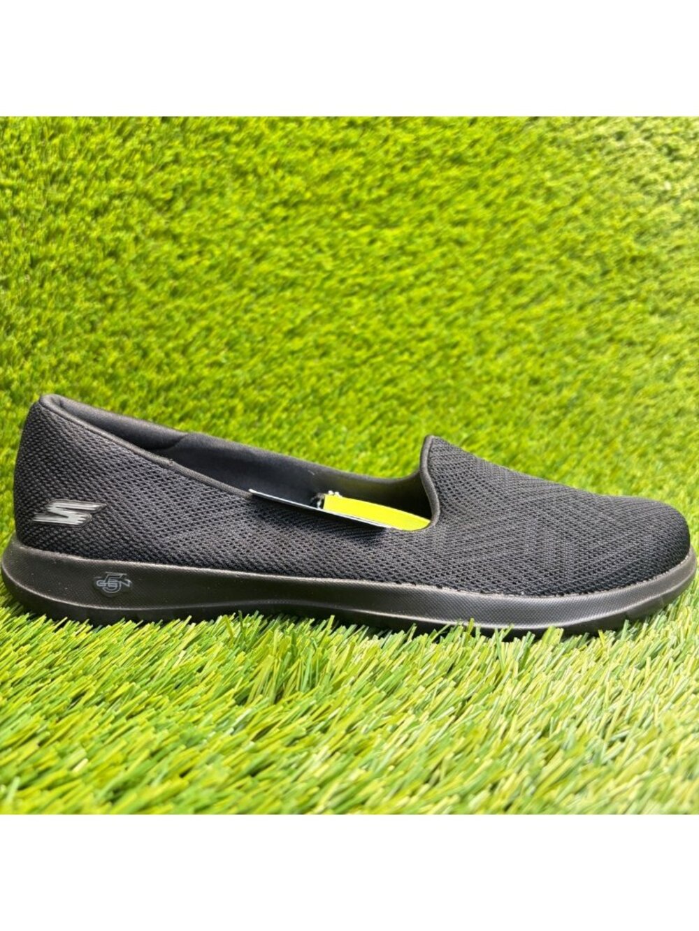 Skechers Go Walk Lite Sweet Gal Womens Size 8.5 Black Casual Slip On Flats Shoes